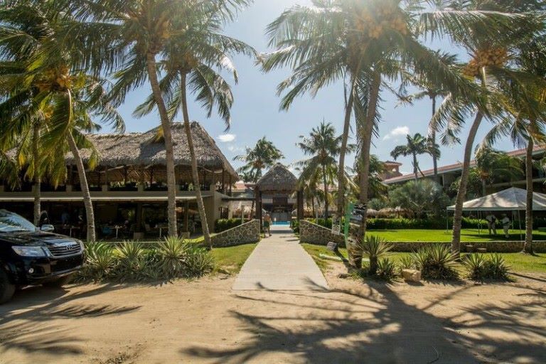 hoteles en playa flamingo costa rica