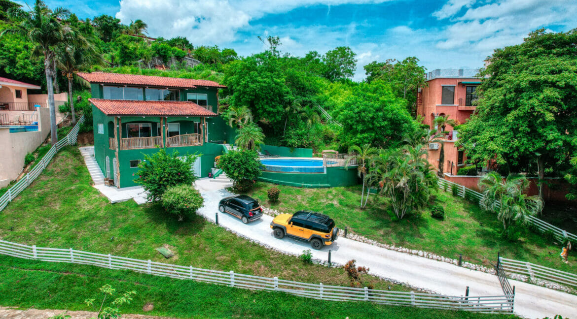 THE GREAT CUCUMBER HOUSE FOR SALE IN PLAYAS DEL COCO, AMAZING OCEAN VIEW JUST STEPS FROM ALL THE AMENITIES OF COCO (33)